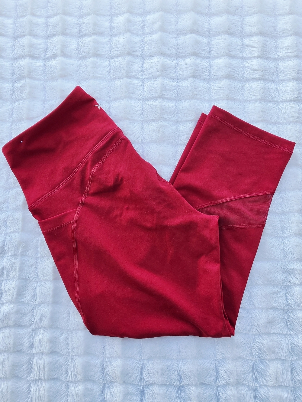 Old Navy Active Go-Dry Crop Leggings Red - Large